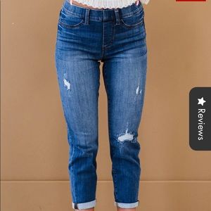 These Cute n Dapper cropped jeans are so comfortable and stylish!